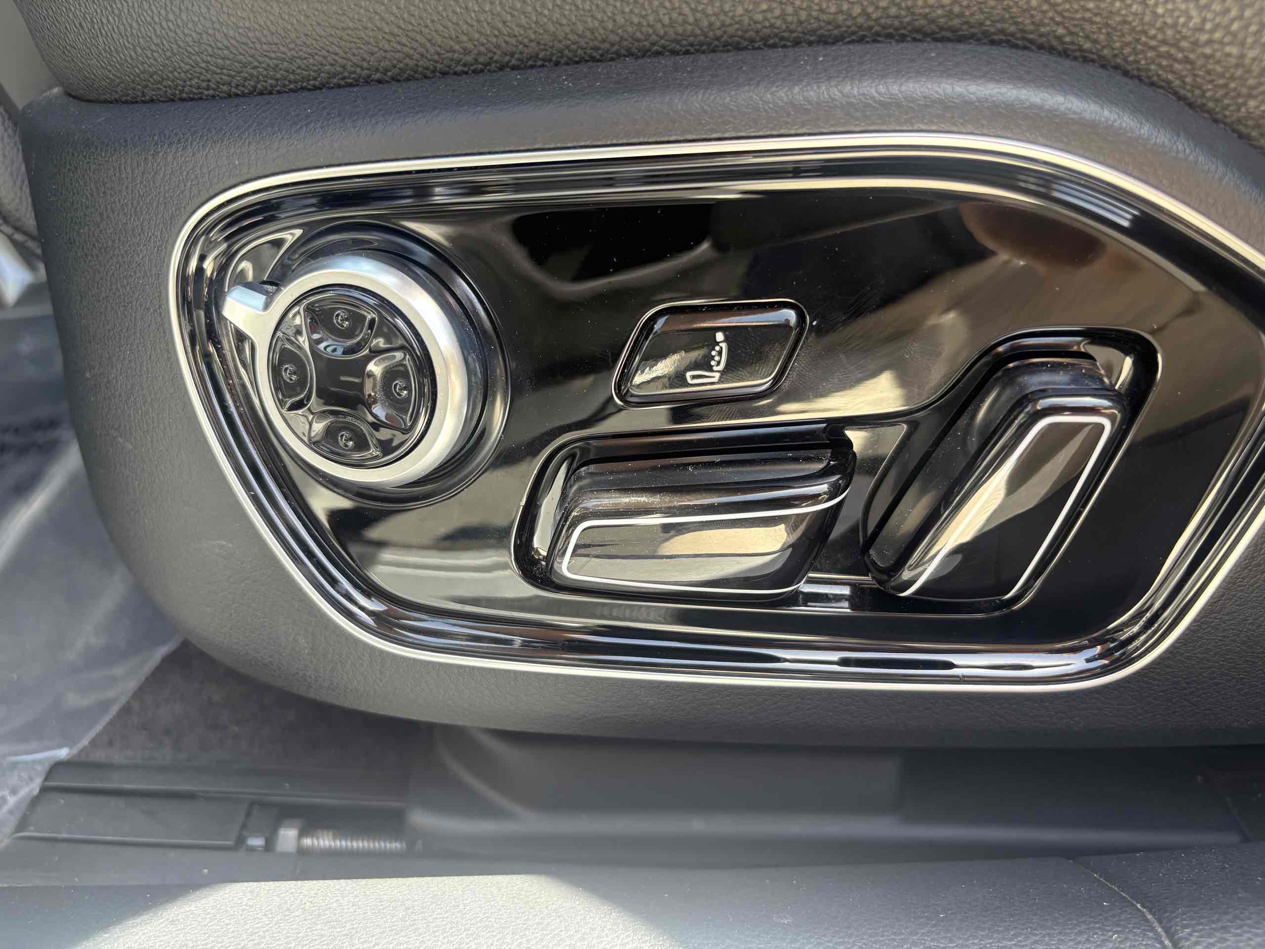 2015 Audi A8 Base - Photo 25