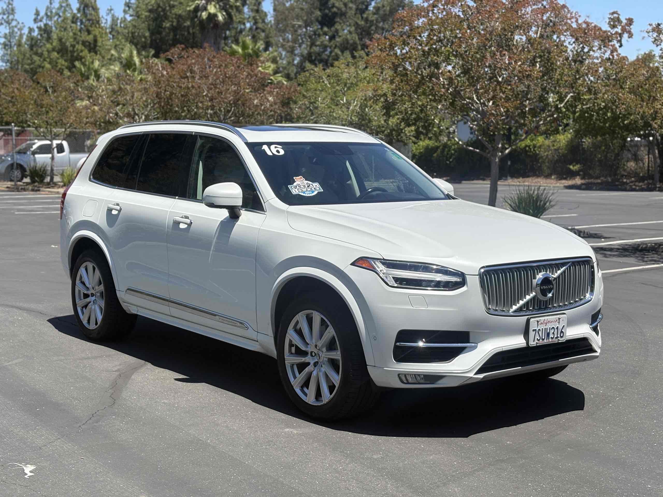 2016 Volvo XC90 T6 AWD Inscription's photo