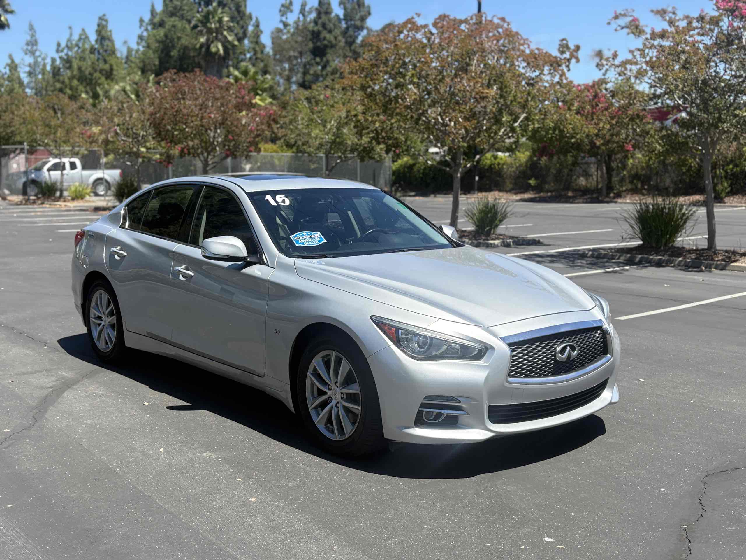 2015 Infiniti Q50 Premium AWD photo