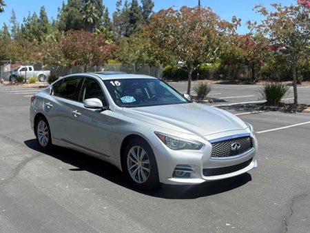 2015 INFINITI Q50 Premium
