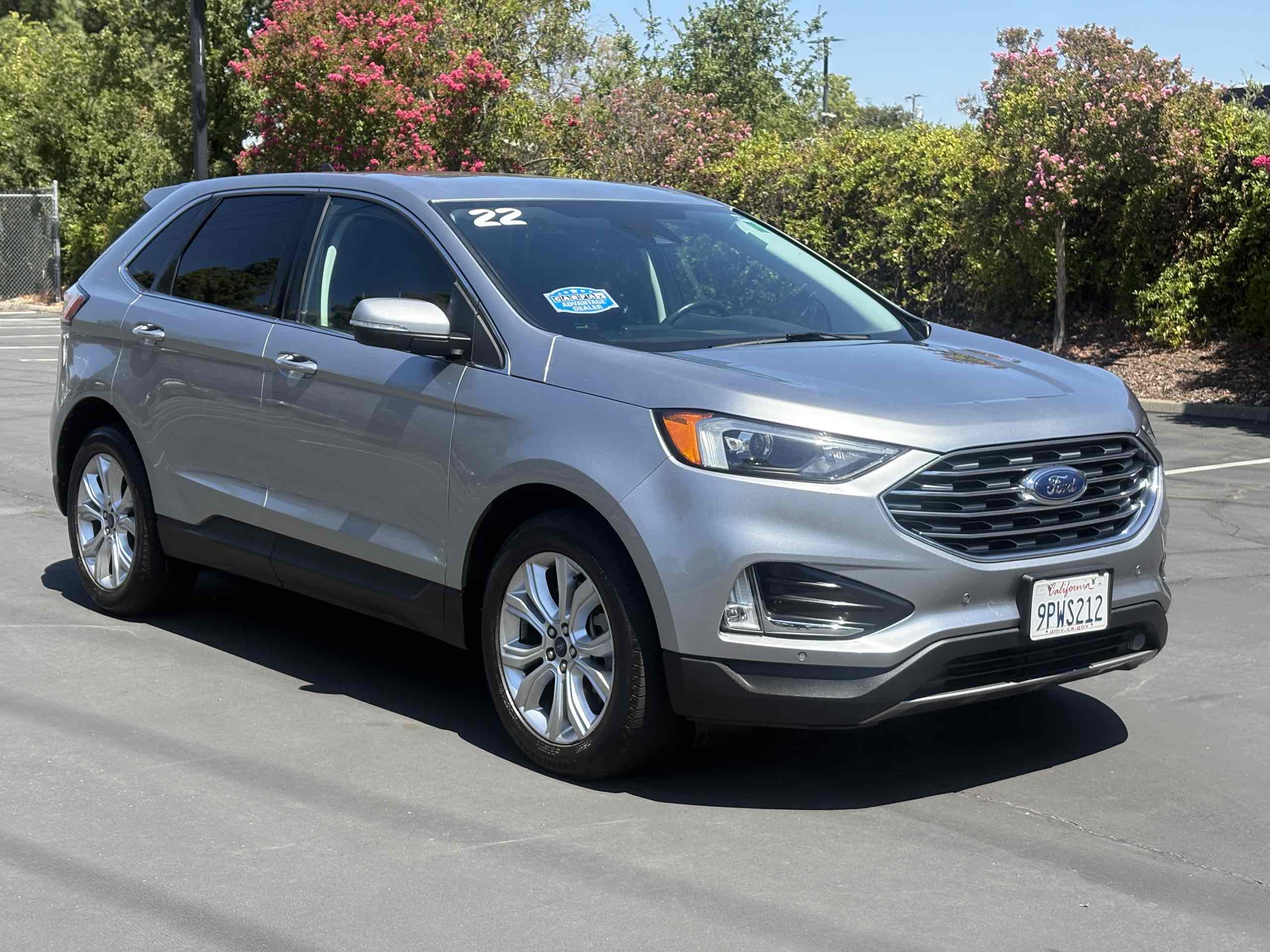 2022 Ford Edge Titanium