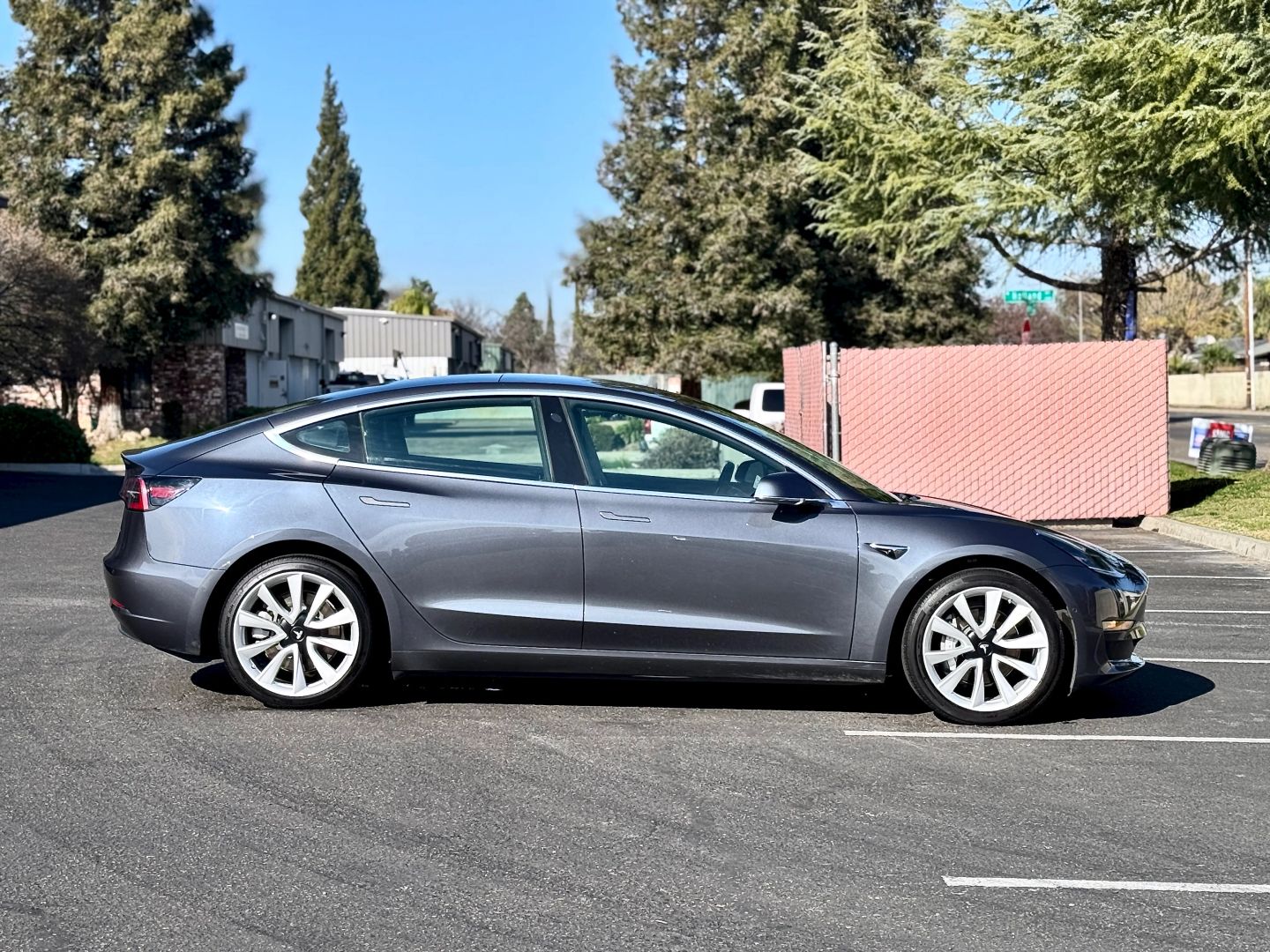 2020 Tesla Model 3 Base - Photo 2
