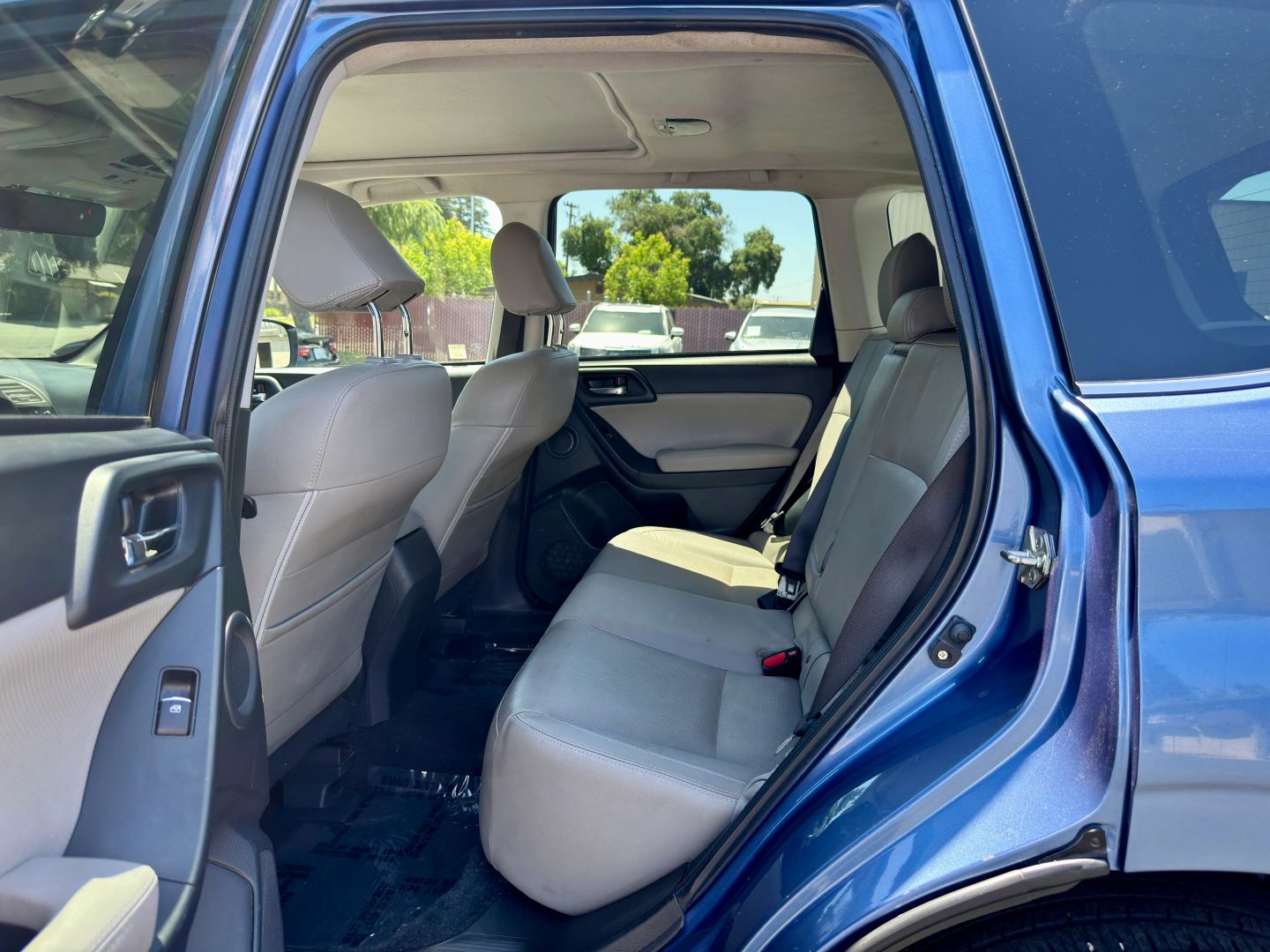 2018 Subaru Forester Limited - Photo 9