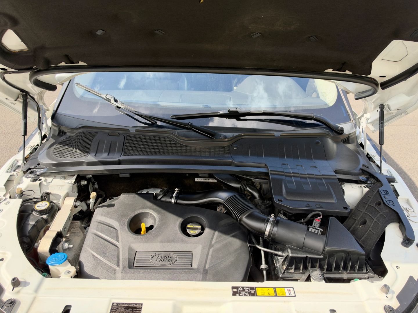 Photo 14 of this Land Rover Range Rover Evoque