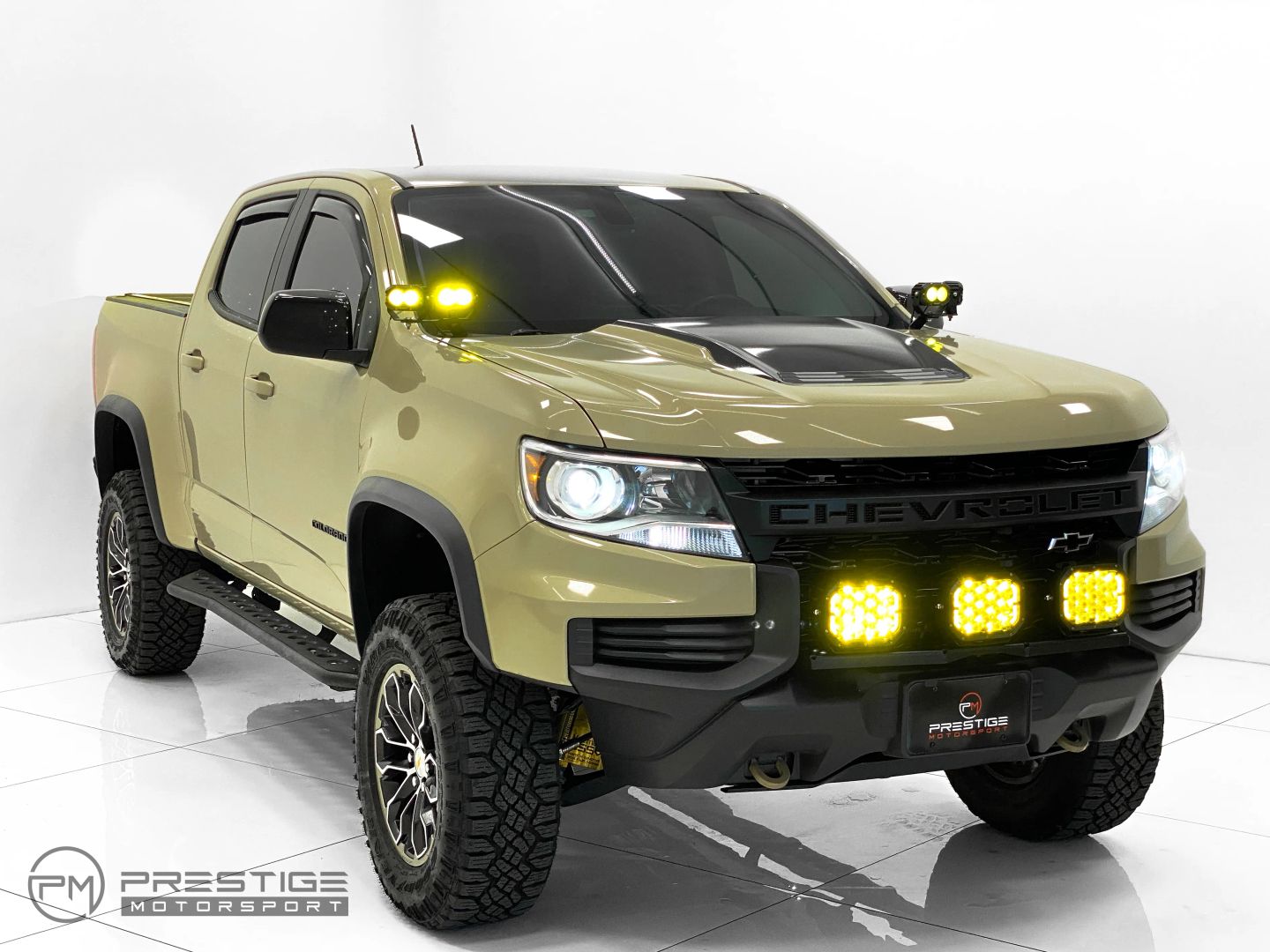 2021 Chevrolet Colorado ZR2 - Photo 11