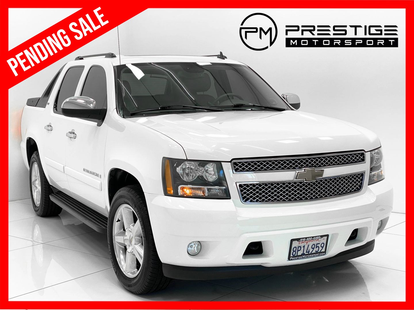 Summit White 2008 Chevrolet Avalanche Pickup Truck Four-Wheel Drive Automatic
