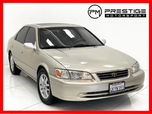 View 2000 Toyota Camry 