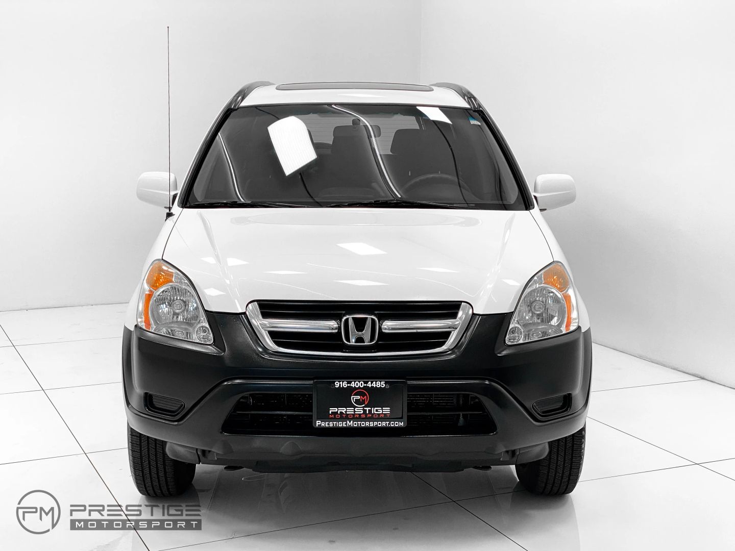 Photo 2 of this Honda CR-V