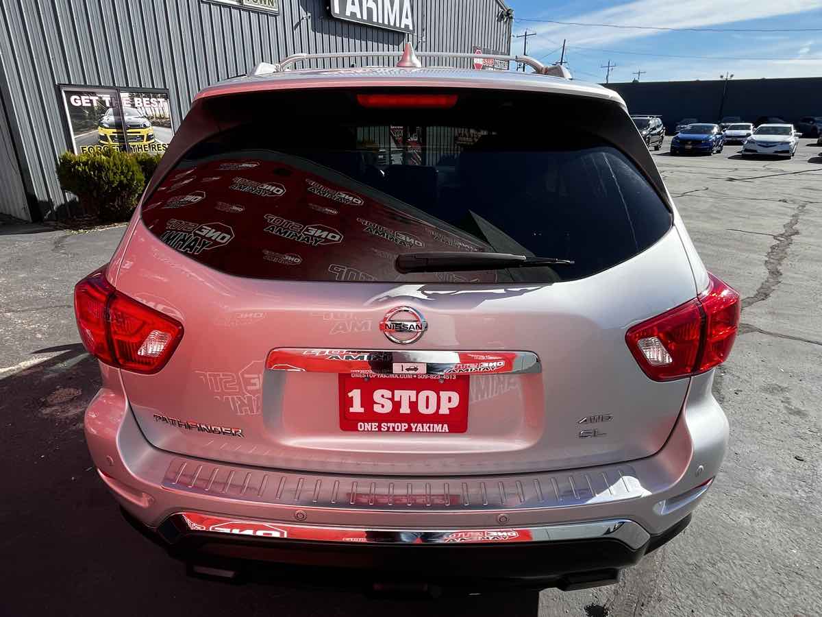 2019 Nissan Pathfinder SL - Photo 6