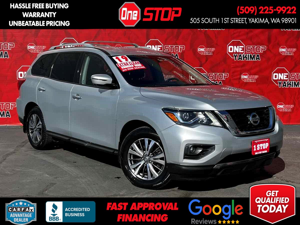 2019 Nissan Pathfinder SL 4WD's photo