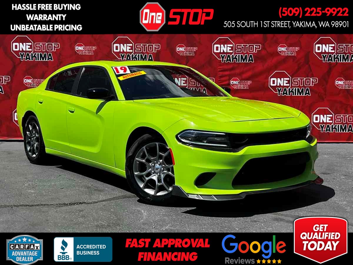 2019 Dodge Charger SXT's photo