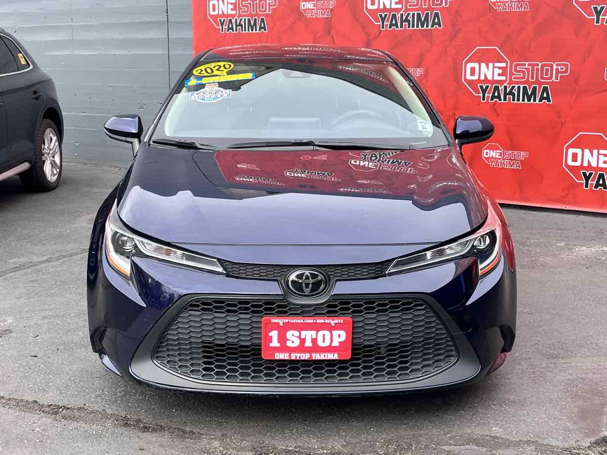 Photo 2 of this Toyota Corolla
