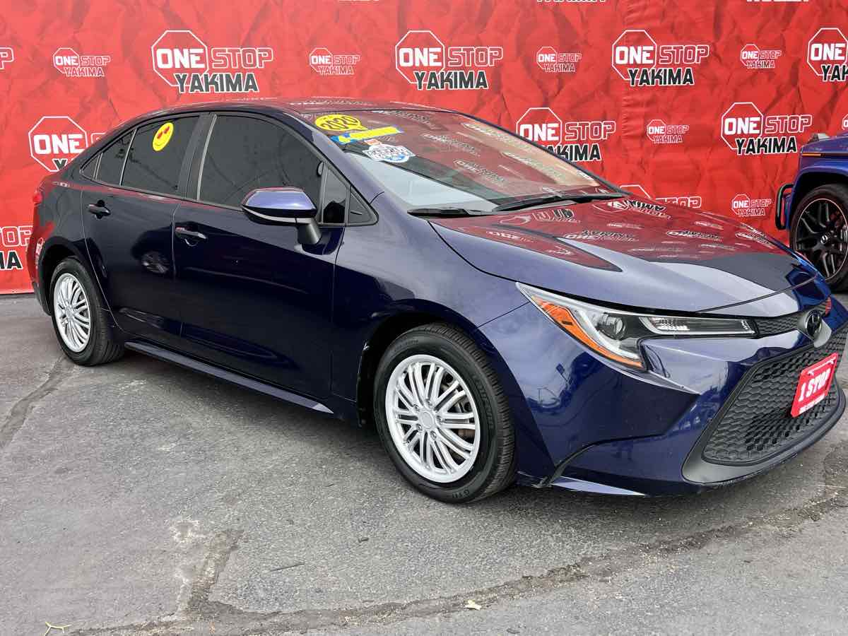 Photo 4 of this Toyota Corolla