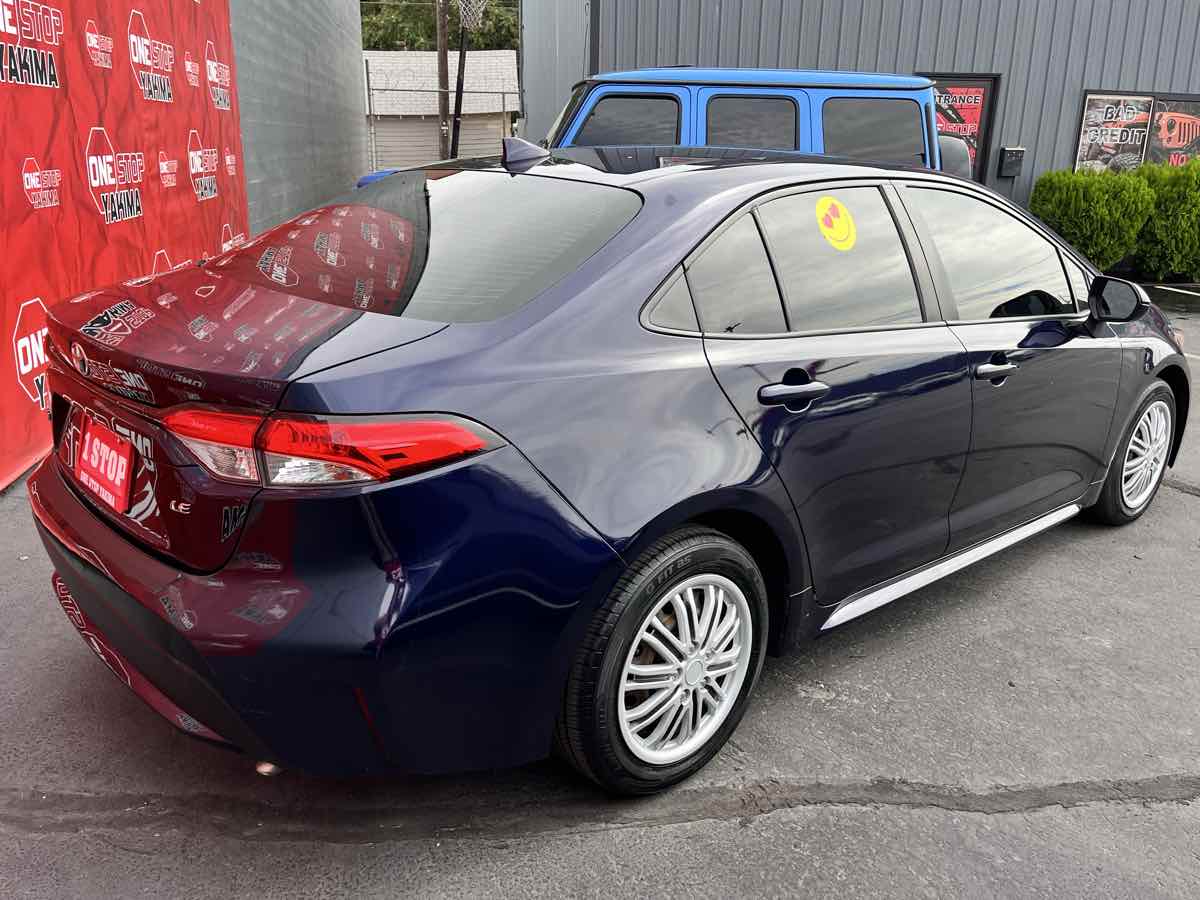 Photo 5 of this Toyota Corolla
