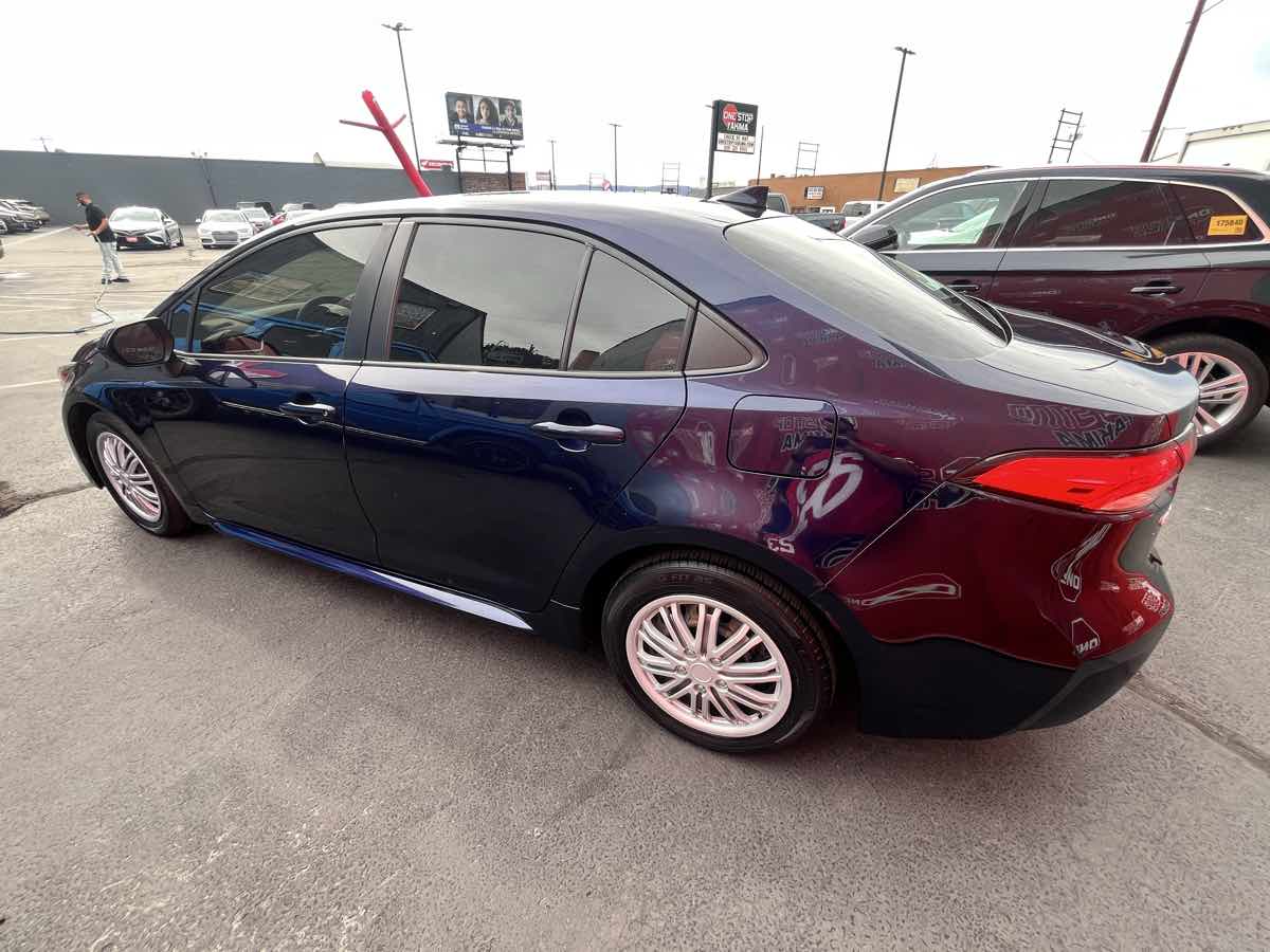 Photo 7 of this Toyota Corolla
