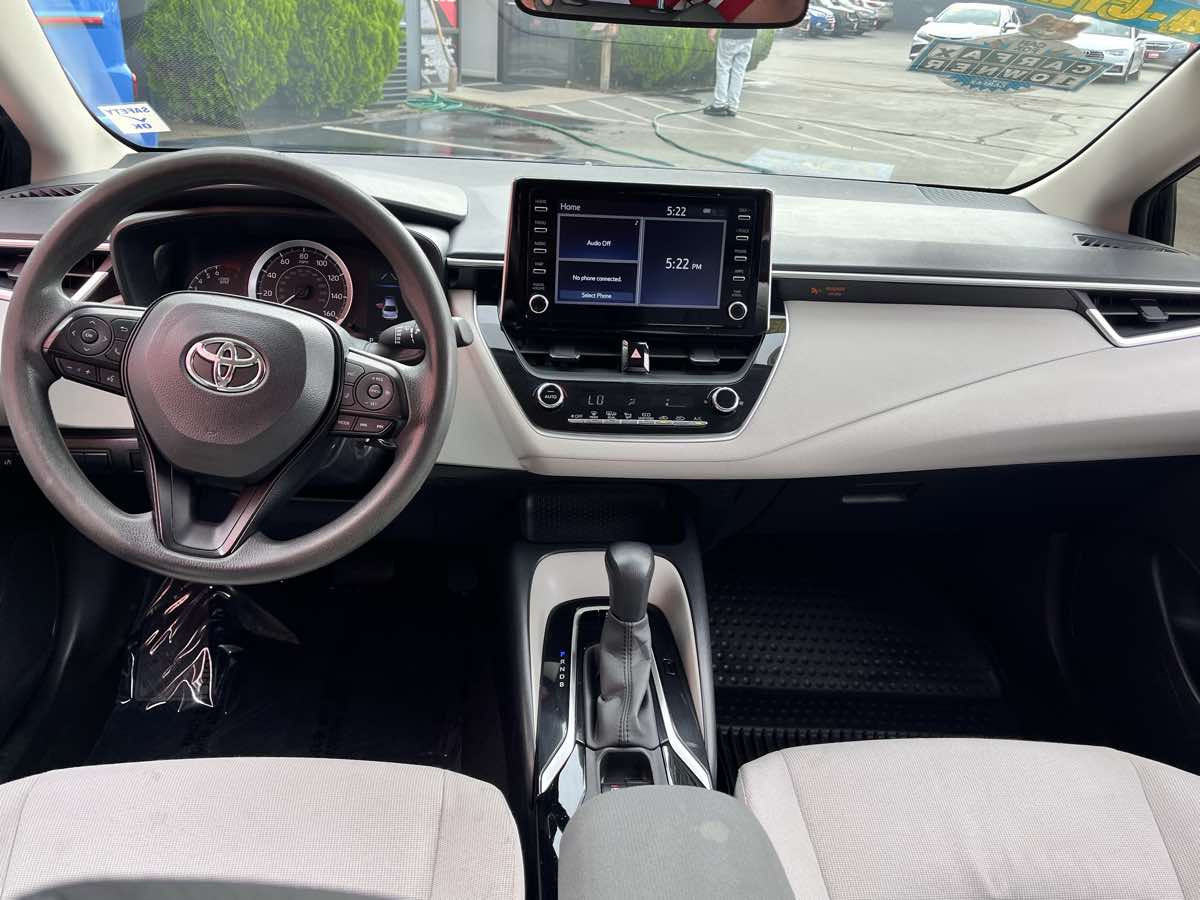 Photo 8 of this Toyota Corolla