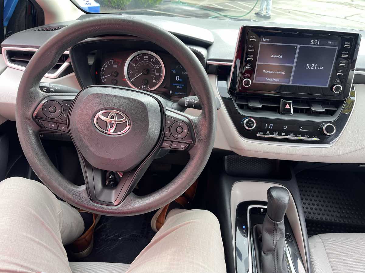 Photo 9 of this Toyota Corolla