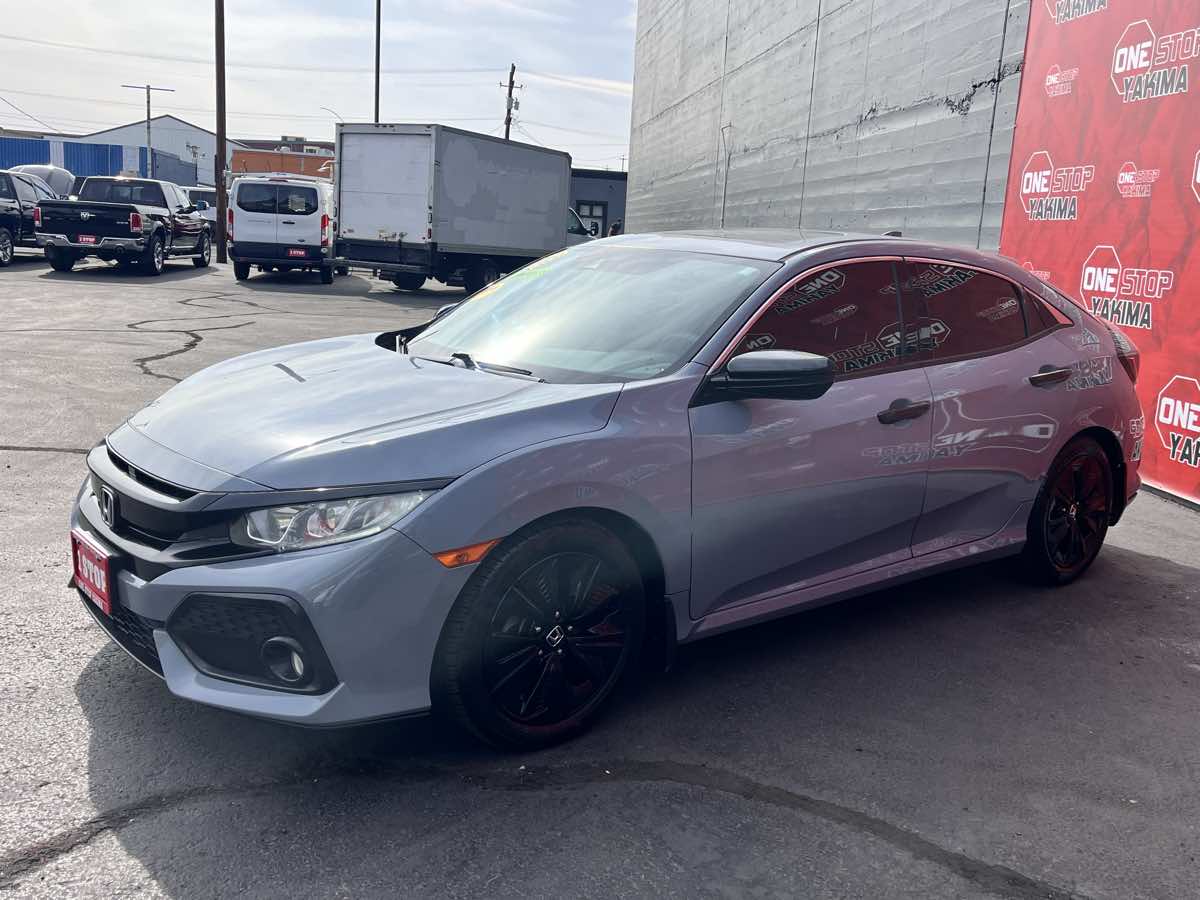Photo 4 of this Honda Civic Hatchback