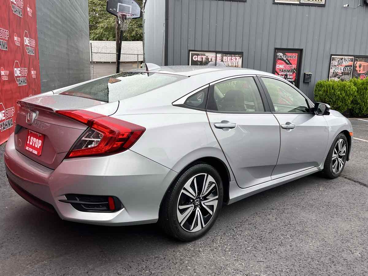 Photo 7 of this Honda Civic Sedan