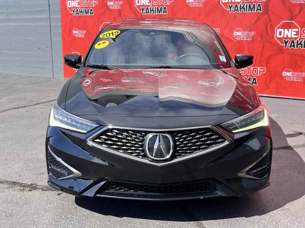 Photo 2 of this Acura ILX