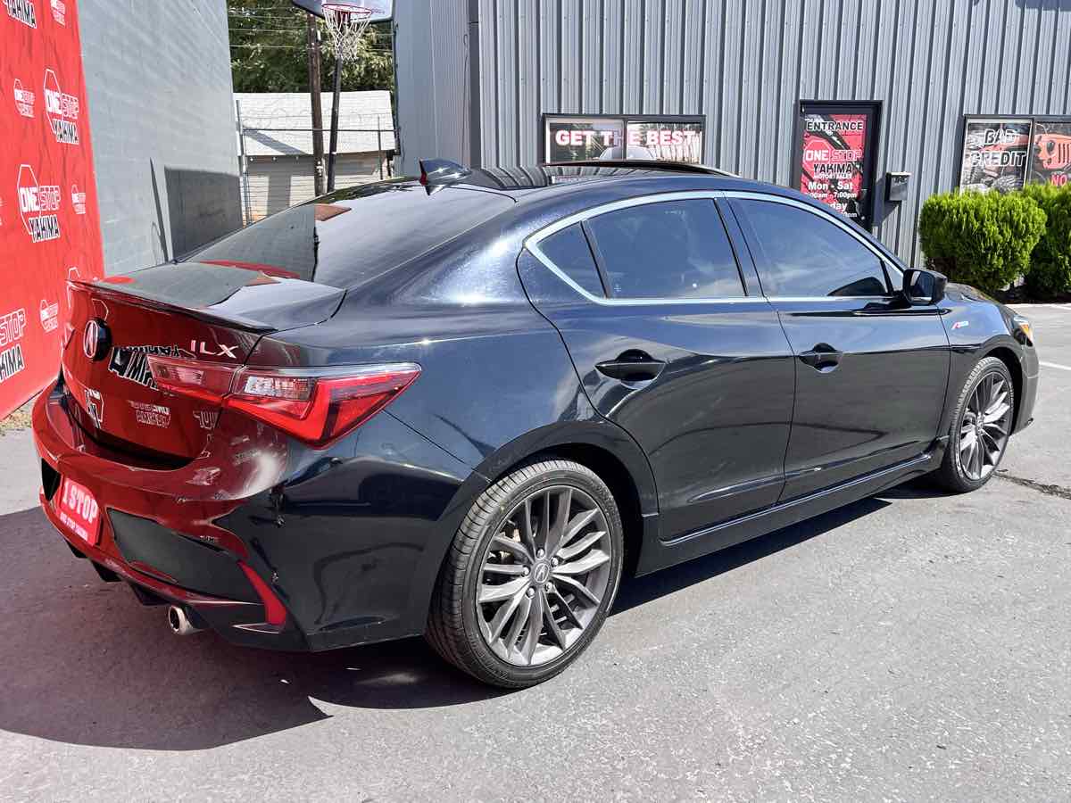 Photo 5 of this Acura ILX