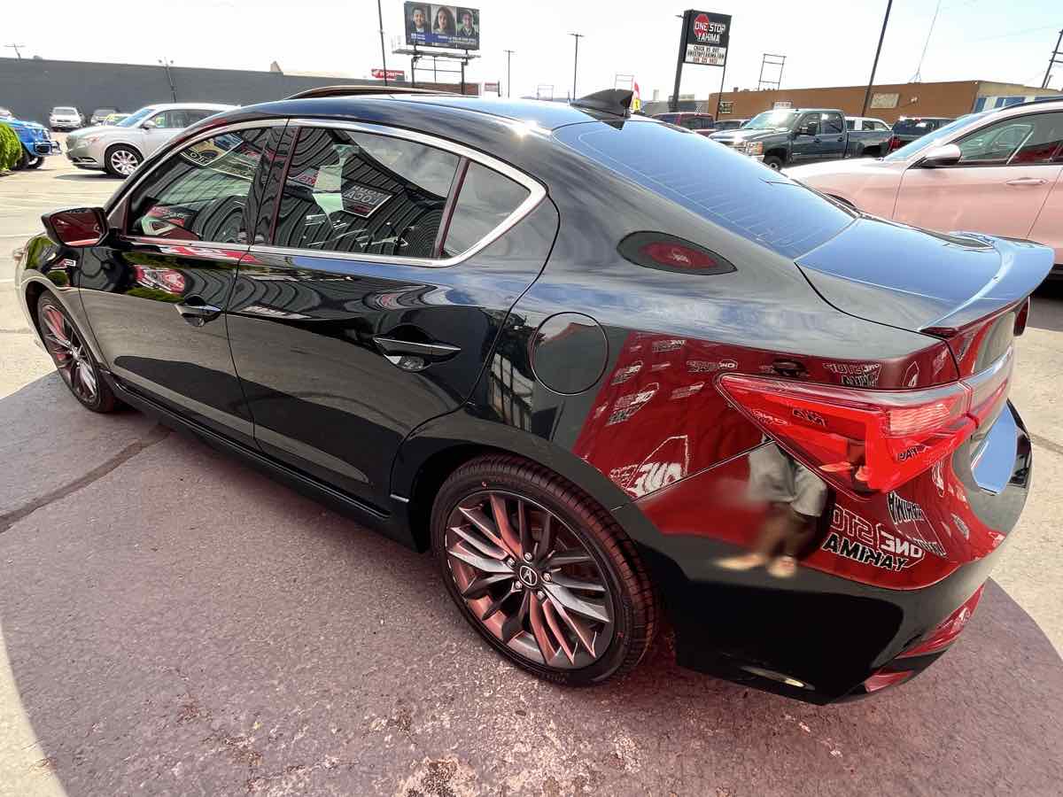 Photo 7 of this Acura ILX