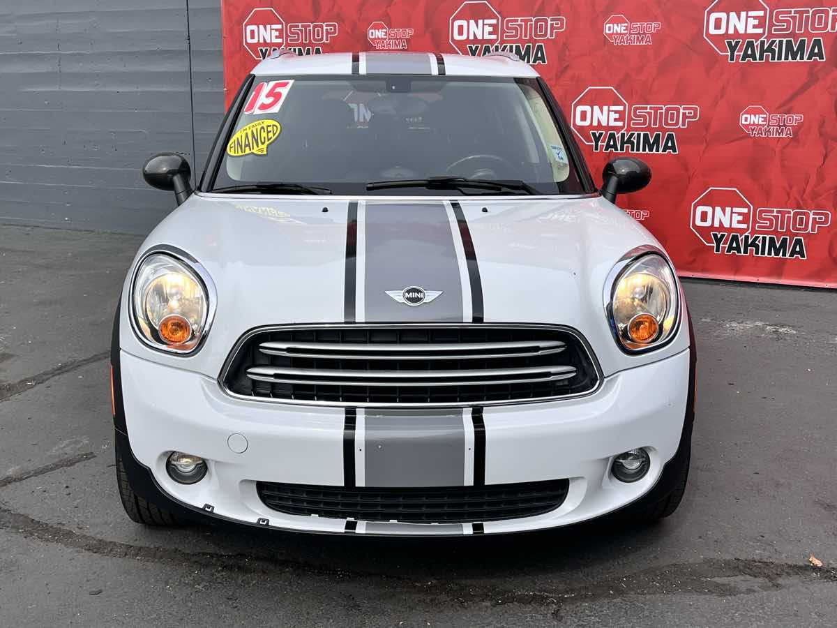 Photo 2 of this MINI Cooper Countryman