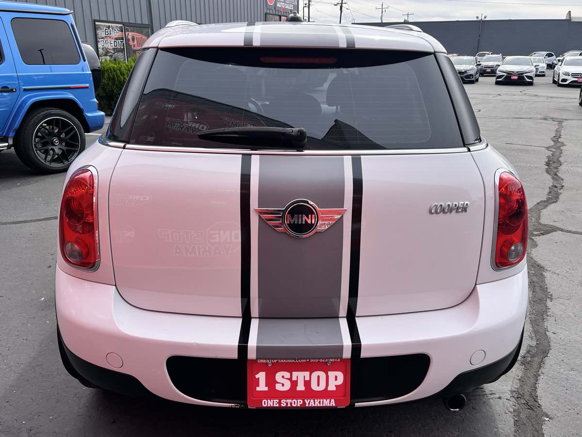 Photo 6 of this MINI Cooper Countryman