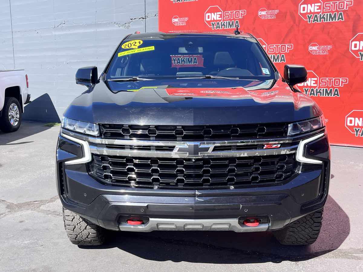 Photo 2 of this Chevrolet Tahoe
