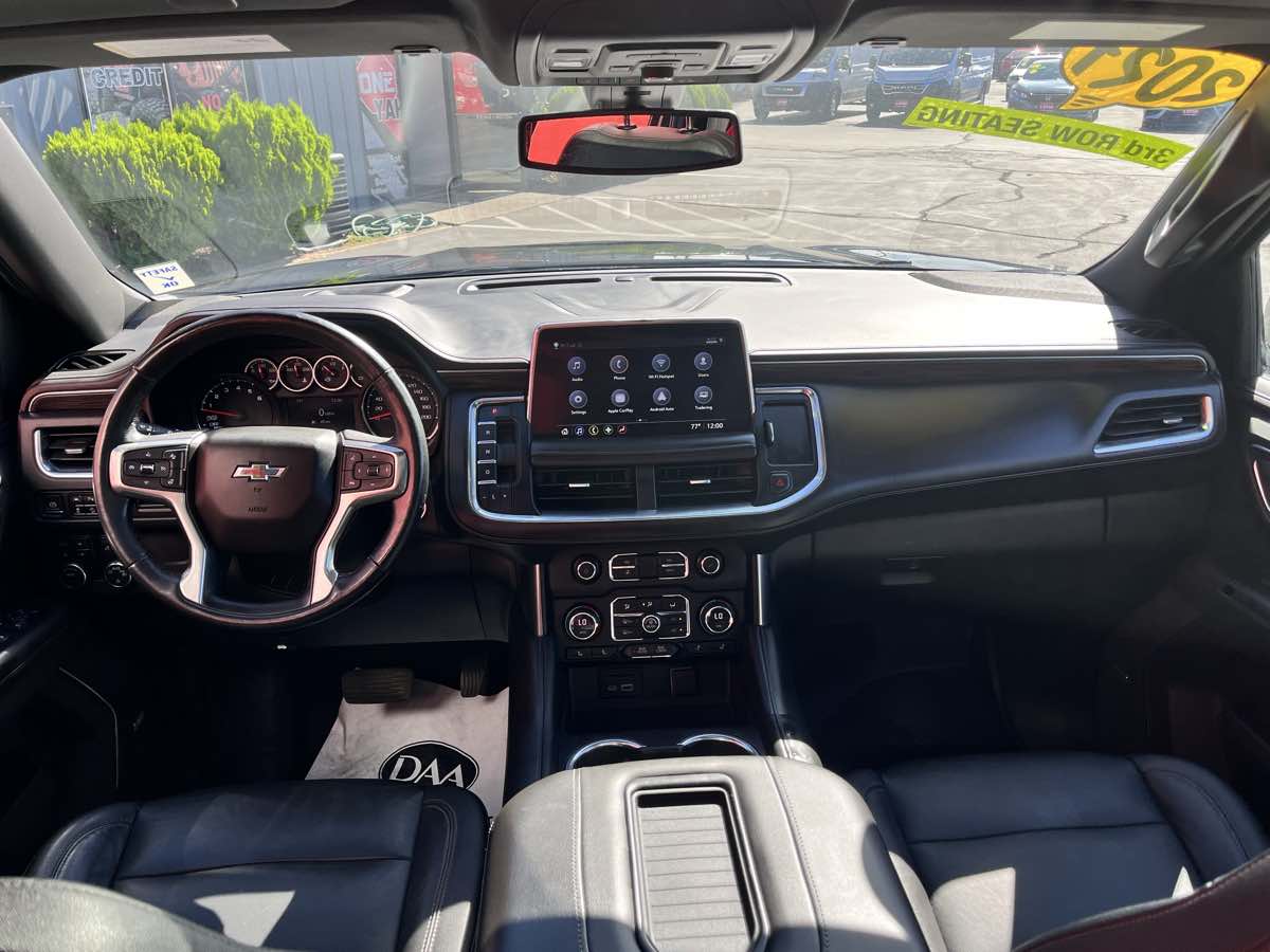 Photo 7 of this Chevrolet Tahoe