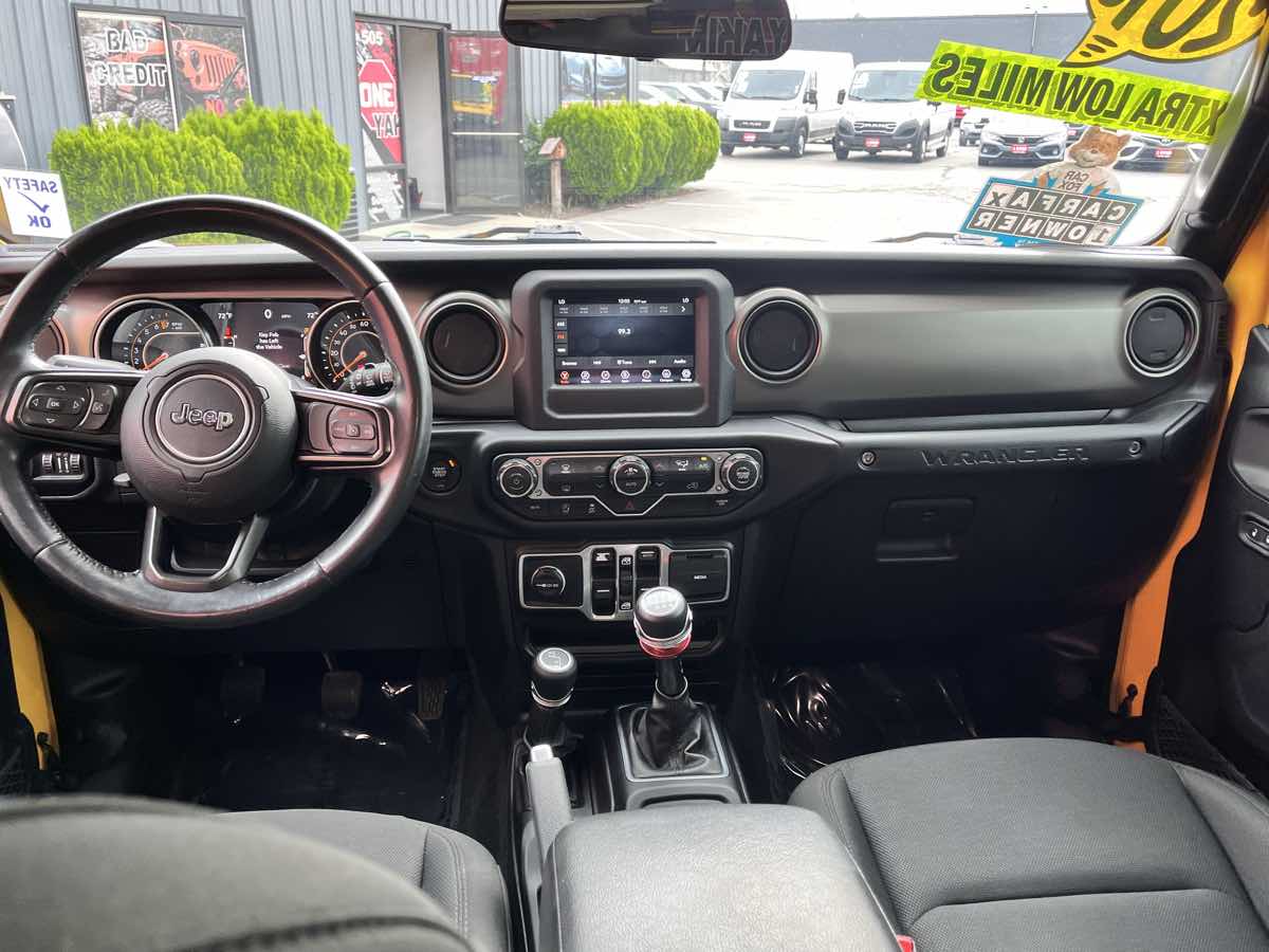 Photo 8 of this Jeep Wrangler Unlimited