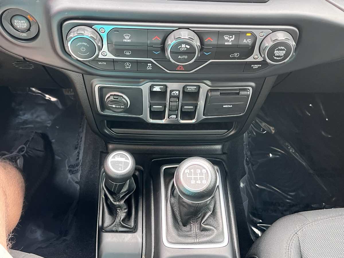 Photo 11 of this Jeep Wrangler Unlimited