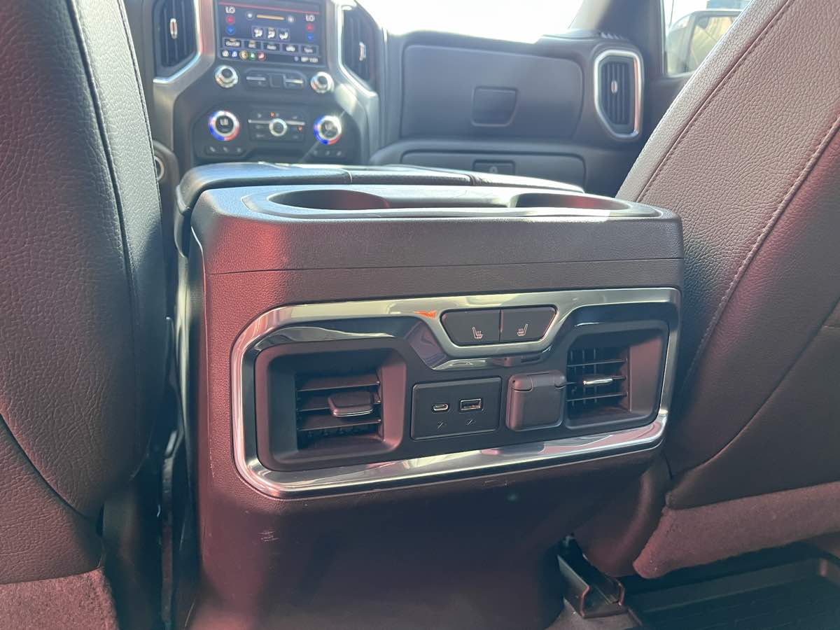 Photo 14 of this GMC Sierra 1500