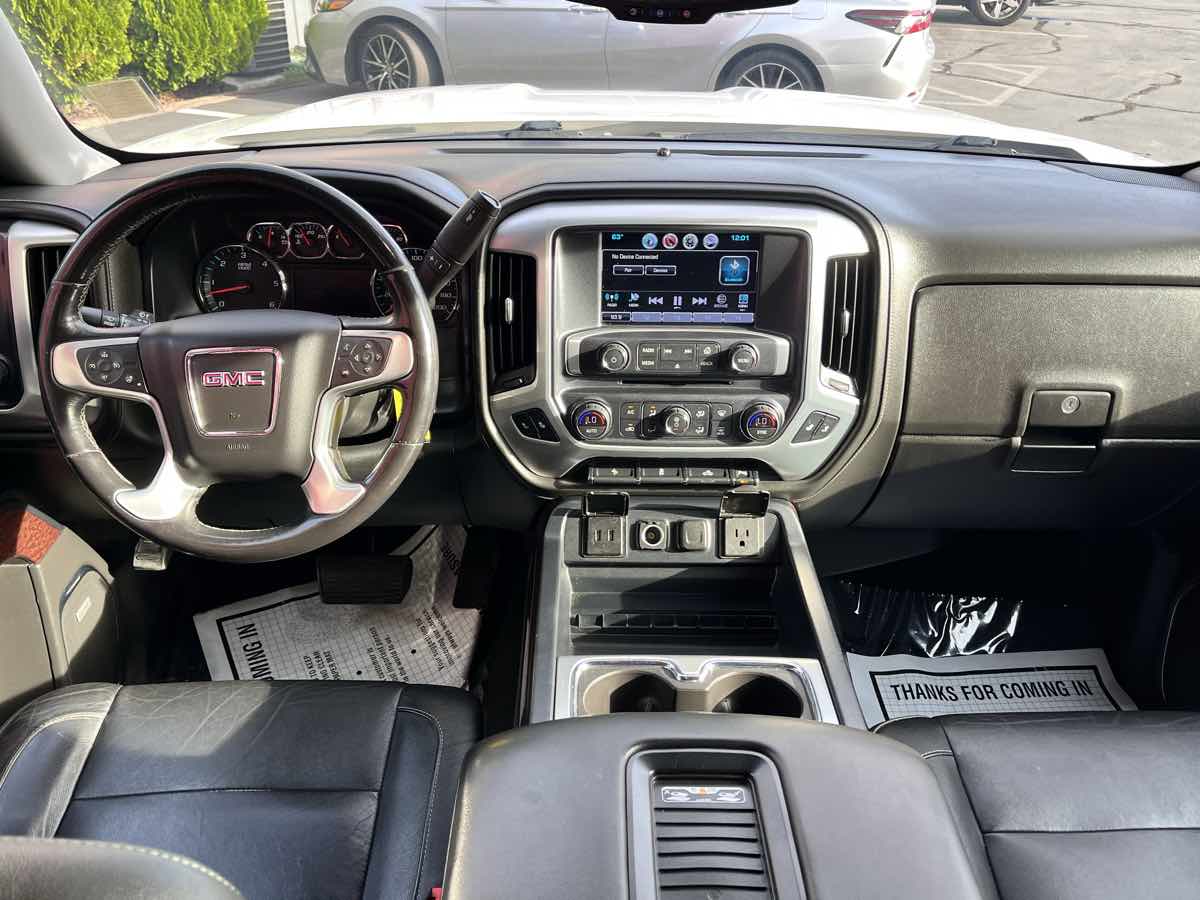 Photo 9 of this GMC Sierra 1500