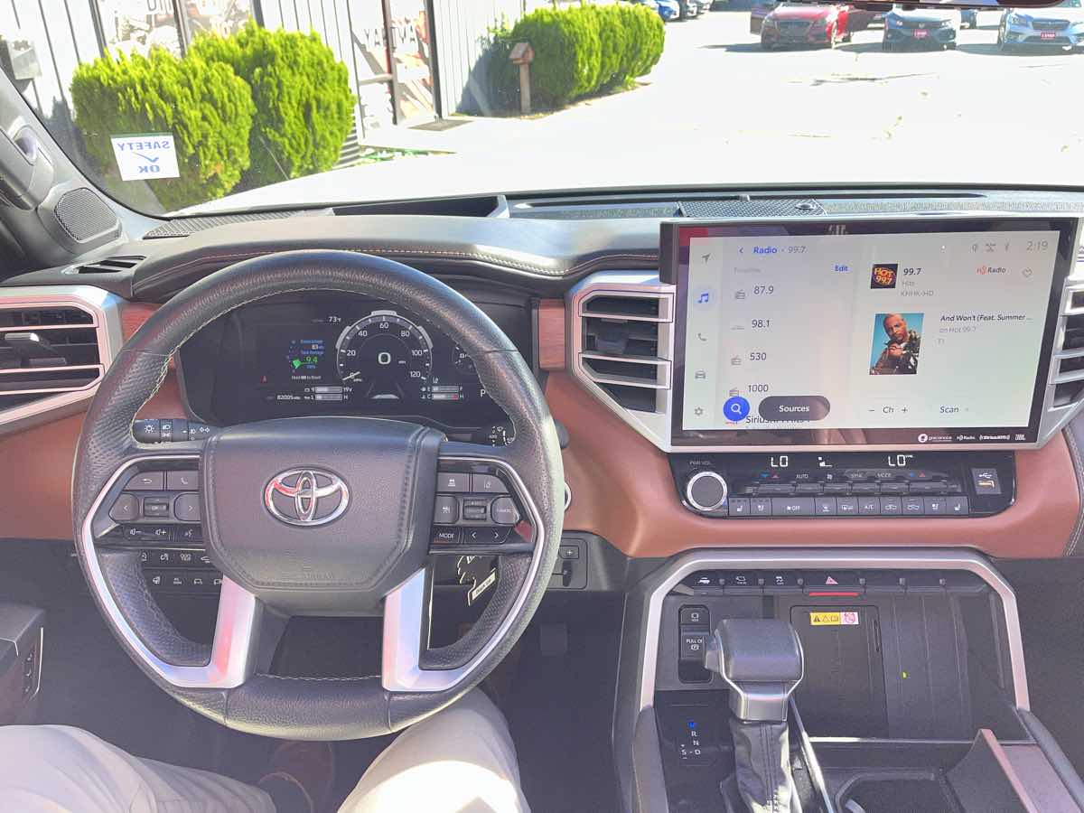 Photo 10 of this Toyota Tundra 4WD