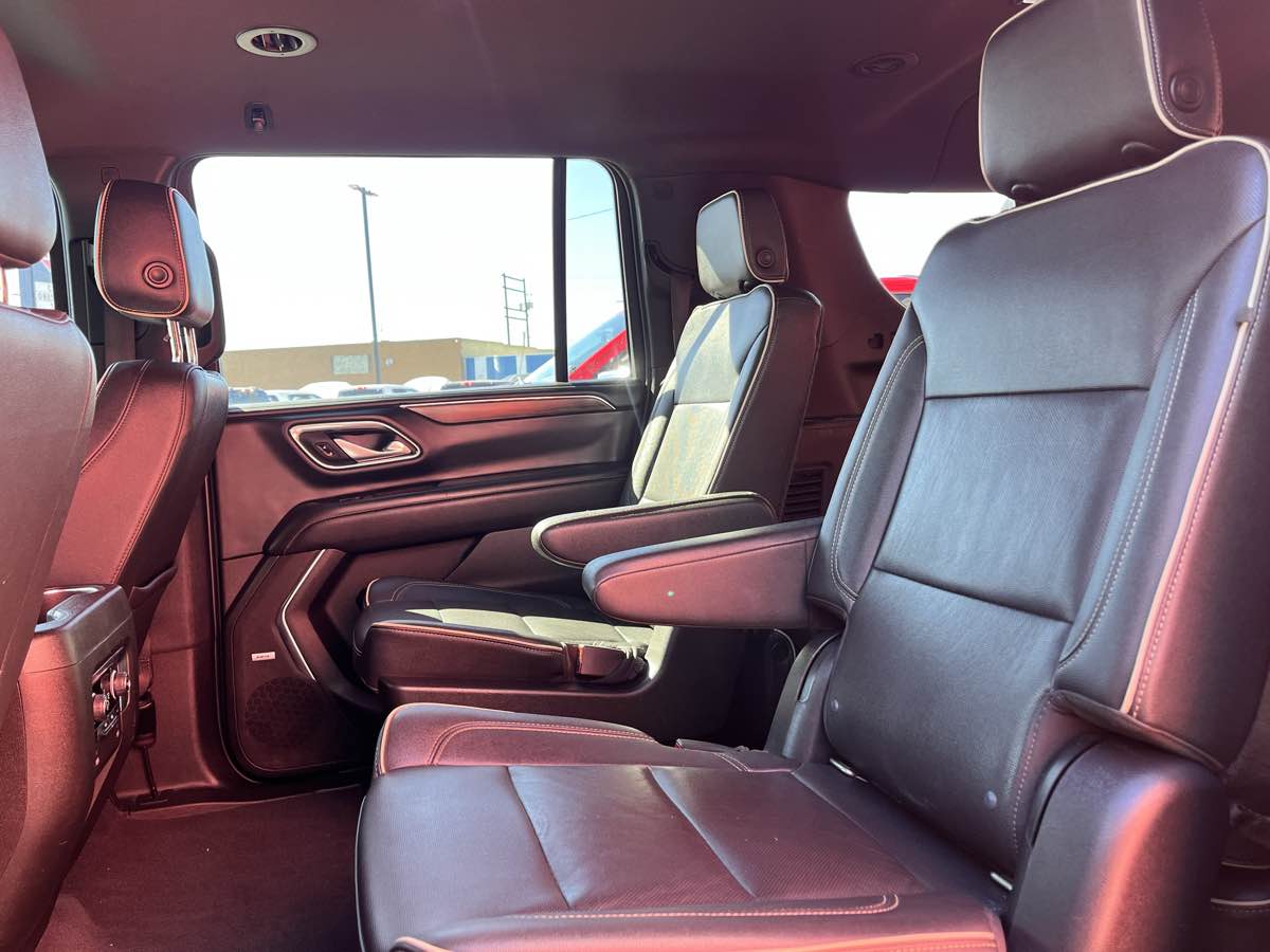 Photo 11 of this Chevrolet Suburban