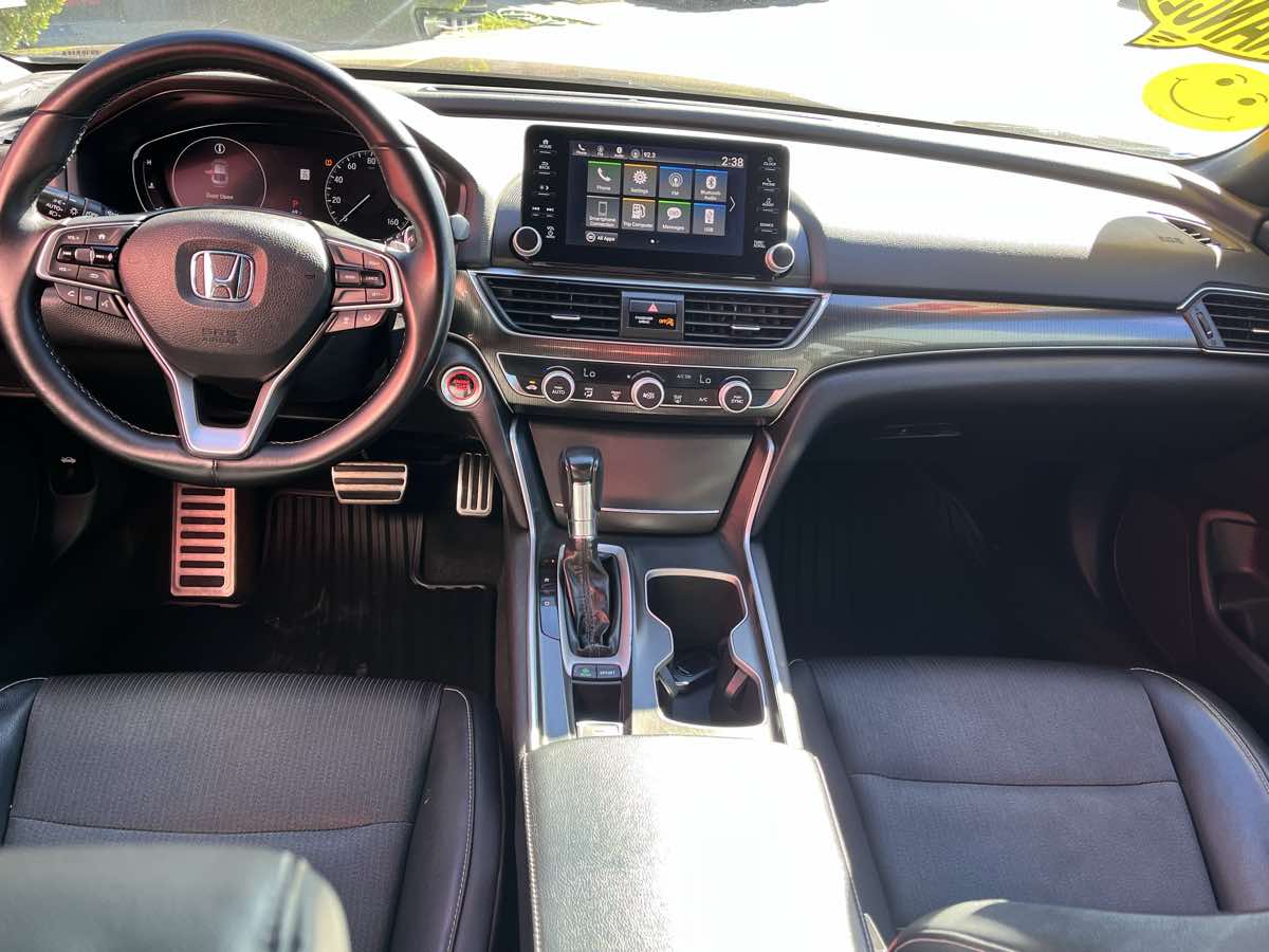 Photo 8 of this Honda Accord Sedan