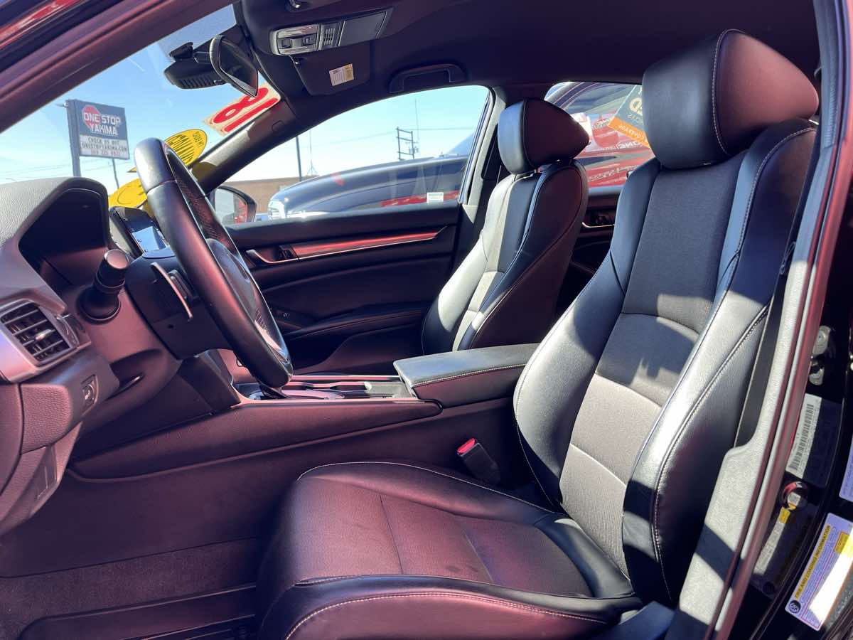 Photo 11 of this Honda Accord Sedan