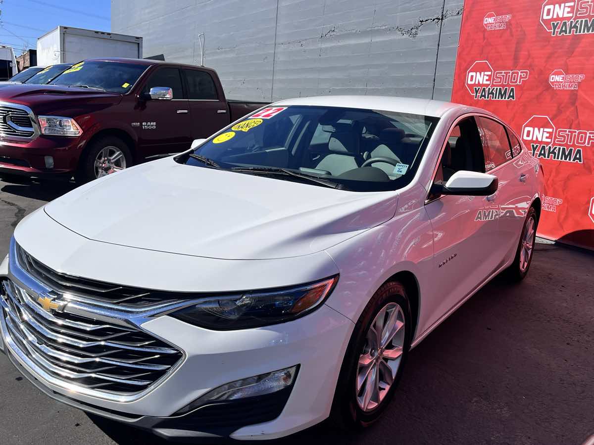 Photo 3 of this Chevrolet Malibu