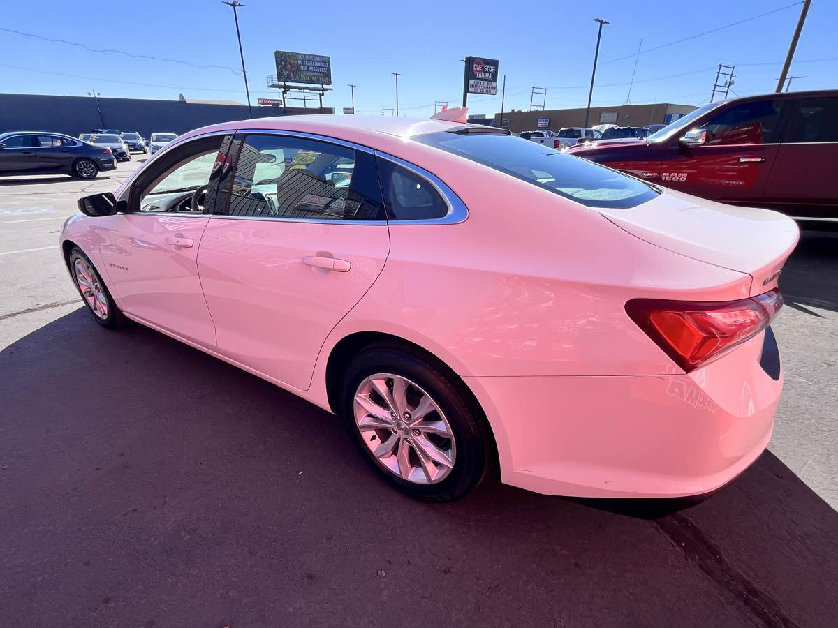 Photo 7 of this Chevrolet Malibu