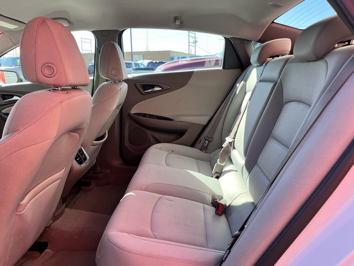 Photo 12 of this Chevrolet Malibu