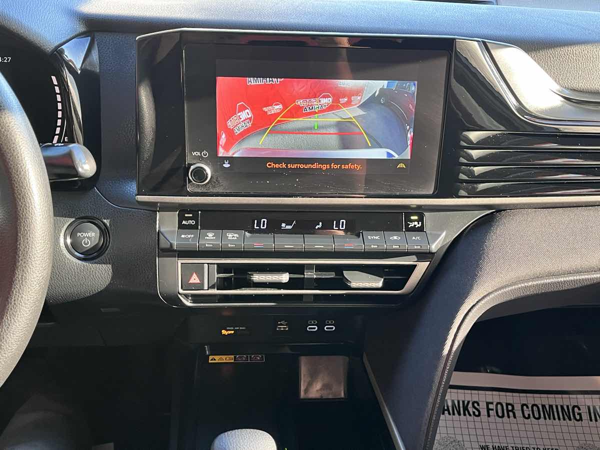 Photo 11 of this Toyota Camry