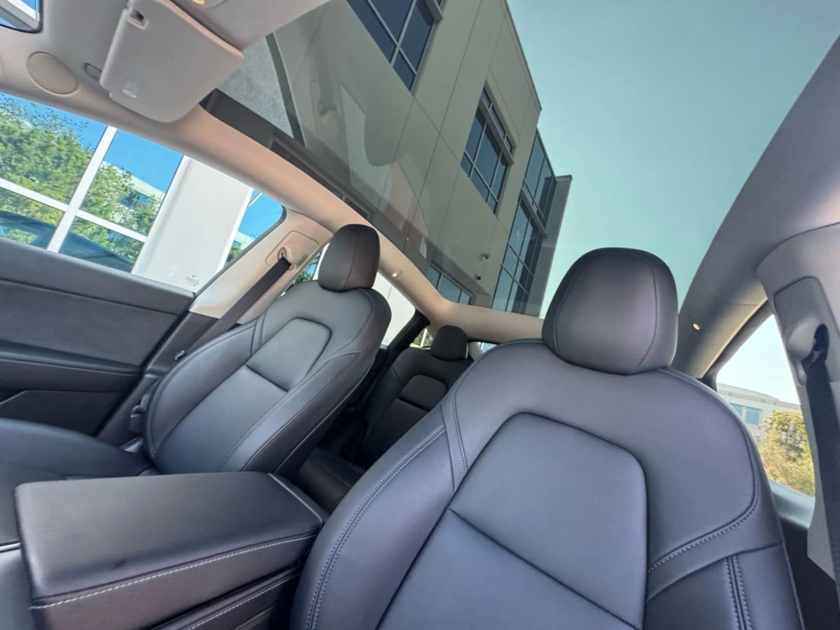 2022 Tesla Model Y Long Range photo 8