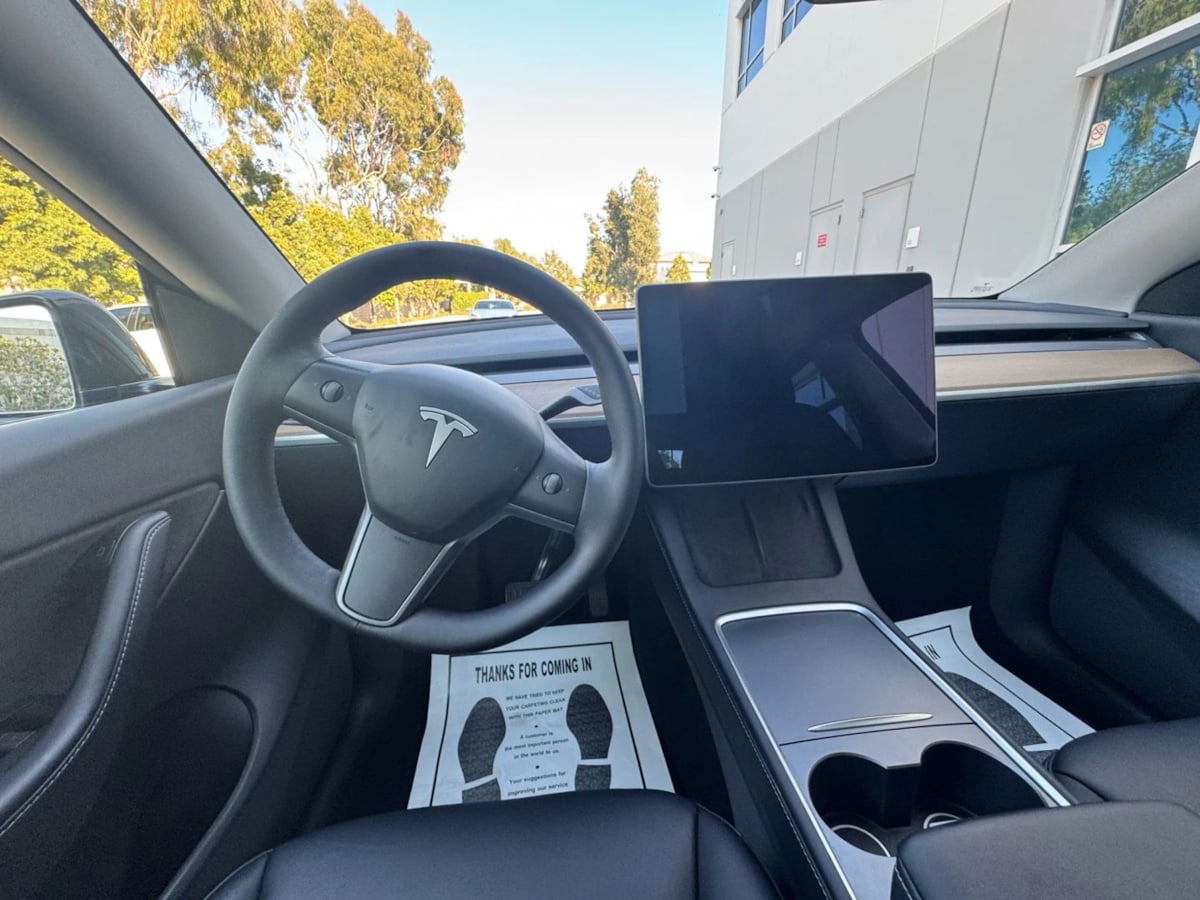 2022 Tesla Model Y Long Range photo 15