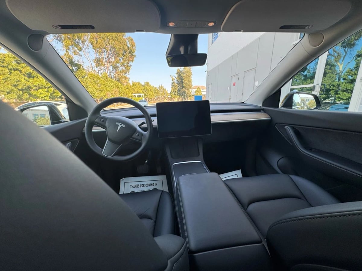 2022 Tesla Model Y Long Range photo 20