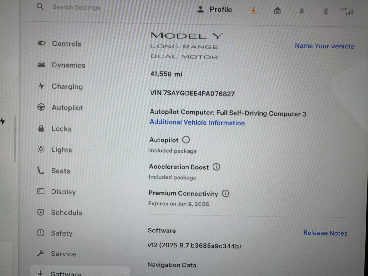 2023 Tesla Model Y Long Range photo 4