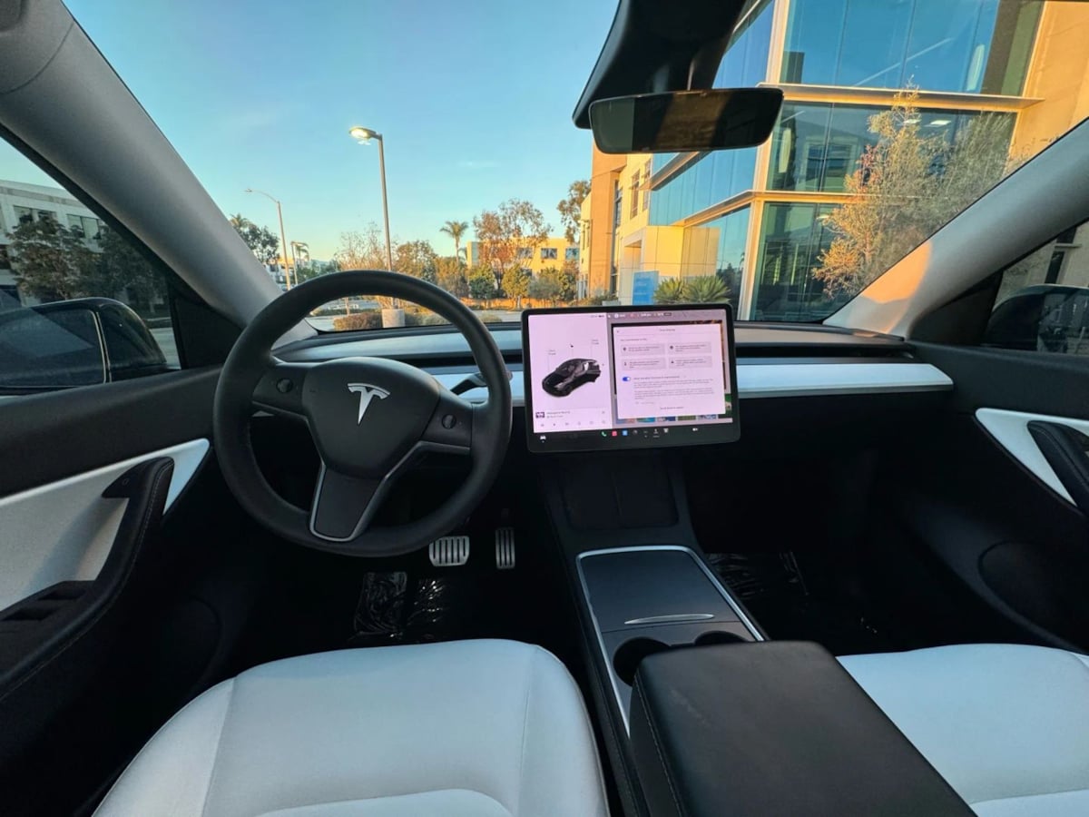 2022 Tesla Model Y Performance photo 9