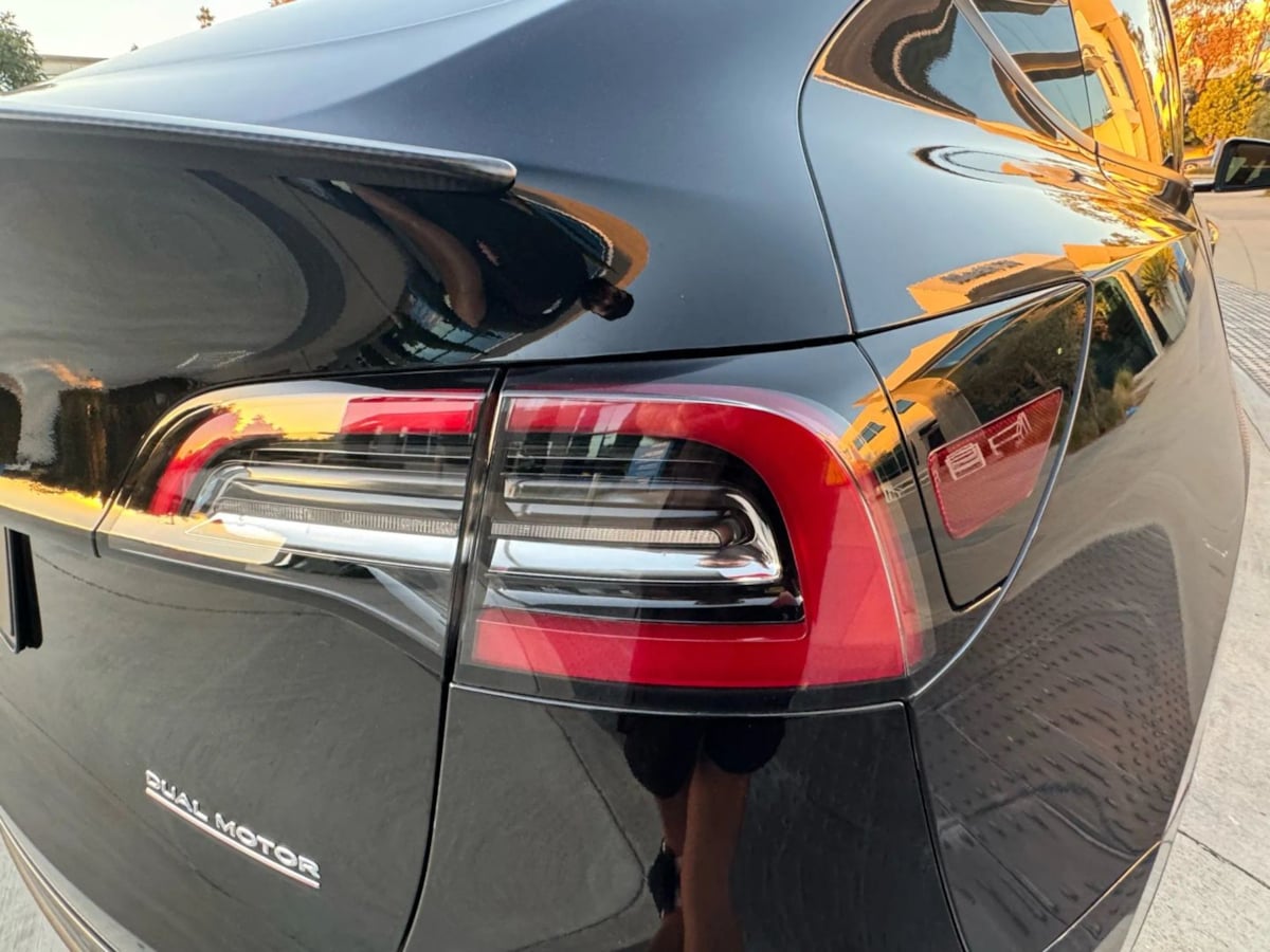2022 Tesla Model Y Performance photo 19