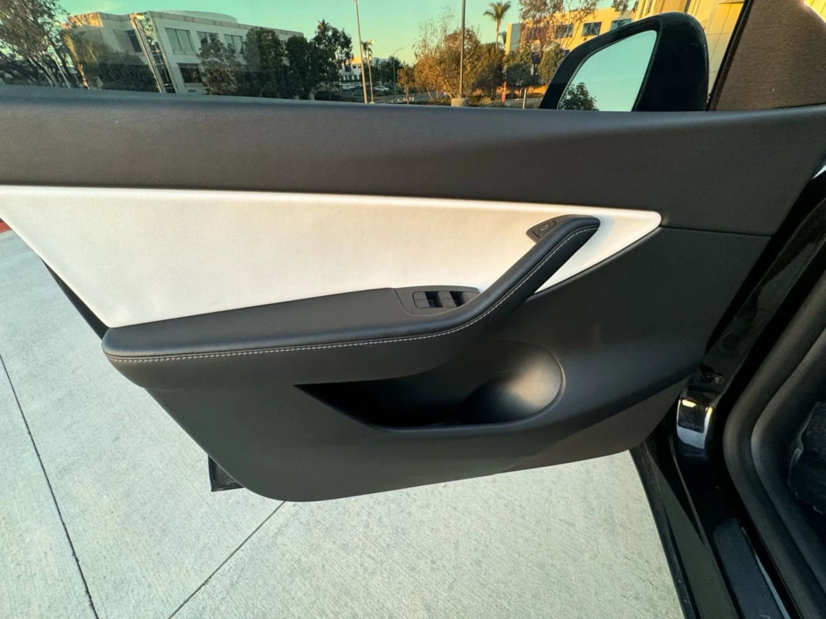 2022 Tesla Model Y Performance photo 23