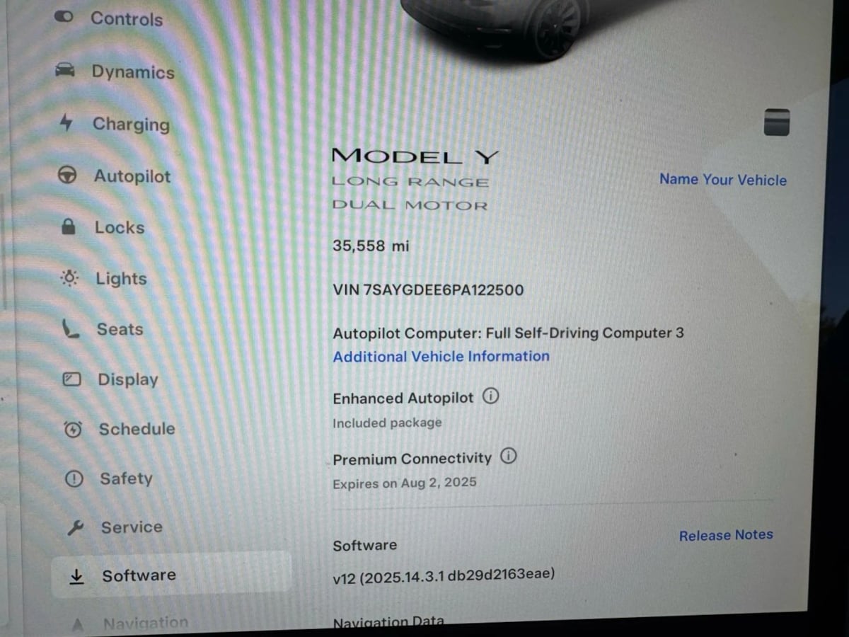 2023 Tesla Model Y Long Range photo 4